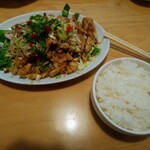 中国家庭料理 大福元 - 油淋鶏と白飯