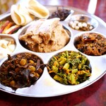 プルジャ ダイニング - 