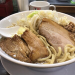 まるぎん二号 - ラーメン大盛り　アップ