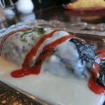 黒壁オムライス（1,200円）