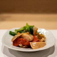 うを徳 - 2022.3 海のレバ刺し（野付帆立貝のヒモ、精巣、卵巣）京都畑菜と油揚げのお浸し