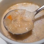 新洋食 KAZU - スープ。野菜も細かで柔らかくて美味しいの！