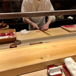 こま田 - 鮪カット中