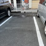 こま田 - 駐車場