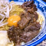 らーめんしょっぷ 中吉 - 牛すじぶっかけ 牛すじ肉　2022.3.7