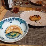 fu-fu shisen - ジャガイモと春キャベツの餃子とピリ辛大根餅