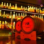 Osakeno Bijutsukan - 樽で熟成させてるウイスキーとカクテルがありました