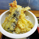 桔梗 - 海老天丼と蕎麦のｾｯﾄ(945円)海老天丼