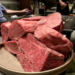 北海道焼肉 北うし - 知床産and美瑛産の高級和牛