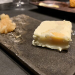 北海道焼肉 北うし - 自家製チーズテリーヌ キムチ添え