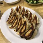 餃子ノ酒場 太陽ホエール - 焼き餃子