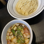 陽はまたのぼる - 限定『東京』昆布水つけ麺 醤油