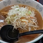 Mampuku Tei - セットのラーメンは醤油味。味噌or塩への変更は各＋70円