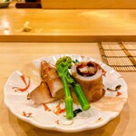 鮨 しゅん輔 - こもちやりいか。これまた、食感がたまりません。