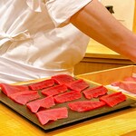 鮨 しゅん輔 - 三崎。あがったばかりとのこと。全部食べたい！