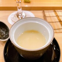 鮨 しゅん輔 阿佐ヶ谷 - 蛤の茶碗蒸し。蛤の香りと食感がたまりません‥