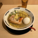 すごい煮干ラーメン 野毛 すし 釣りきん - 