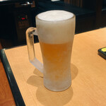 Yakiniku Kingu - キンキンに凍ったグラスで提供されます。今回は8杯飲んできました。