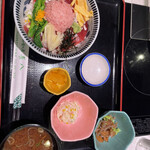 Tonkatsu To Washokuno Mise Chouhachi - 