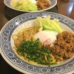 彩園 - 汁なし坦々麺