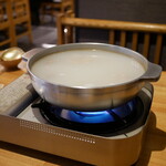 Hakata Ajitokoro Sukiyaki Mizutaki Iroha - 