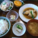 いづみ - 銀鱈の煮魚定食