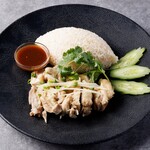 カオ・マン・ガイ/Steamed chicken with rice