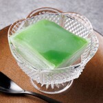 カノム・チャン/Steamed pandan layer cake