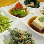 和菜屋 宴 - どれも手間がかかってます