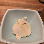 阿佐ヶ谷バードランド - ざる豆腐オリーブオイルと塩