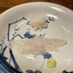 天ぷら 松 - 上）ヤリイカ　　下）河豚