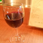 Izara - まずは赤ワイン