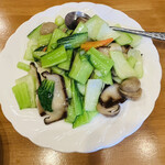 双龍居 - 青梗菜と椎茸と袋茸の炒め
