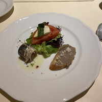 マンジャーモ - 