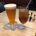 カレー&オリエンタルバル 桃の実 - 【ガージェリーエステラ】(樽詰め生ビール) 880円 【ジンジャーエール】550円