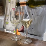 トリワイン ＰＩＫＯＳＨＨＨＵ - 白ワイン