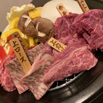肉料理 陶利 - おまかせ盛り合わせ3800円◆この日は上ヒレと上カルビが飛騨牛で他は和牛との事