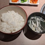 Gakuichi - 和牛カルビランチのご飯とスープ