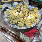 お惣菜のまつおか - 料理写真:そら豆の天ぷら