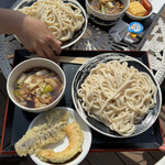 武蔵野うどん あらい - 料理写真:肉汁うどん大盛 天ぷら