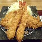 Niigata Katsu Ichi - 「ロースかつと海老フライ定食」のメイン