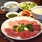 Nakano Sakaue Yakiniku Buruzu Tei - 