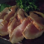 鳥とサワー 鳥どシ 居酒屋 - 炙り刺シからむね680円アップ