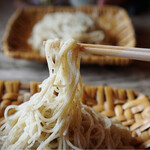 そば切り 蔦屋 - 蕎麦を噛む度に、香りが鼻を抜けてきます✨