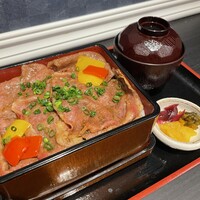 和牛炙り重-Box lunch with grilled beef "Wagyuaburiju"
