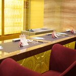 トゥ・ラ・ジョア イズム - 