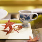 トゥ・ラ・ジョア イズム - 