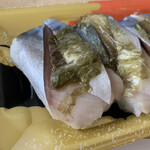 海鮮食堂 さばや - 昆布じめされています。