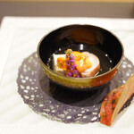 トゥ・ラ・ジョア イズム - 