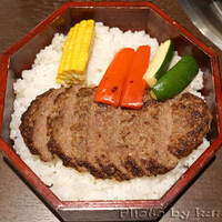 牛幸 本店 - レンチンハンバーグのようなクオリティのハンバーグ
